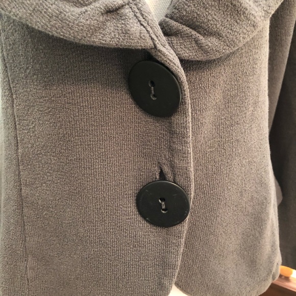 Adorable Chalet short cropped jacket - Picture 5 of 7